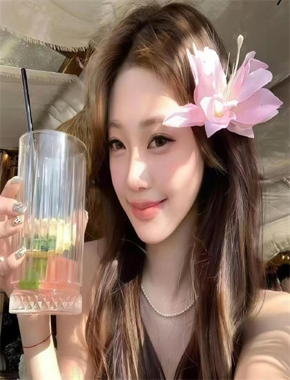 如何欣赏《镜子男孩》？追剧必备指南教你理解深刻的主题思想 拓展思维视野